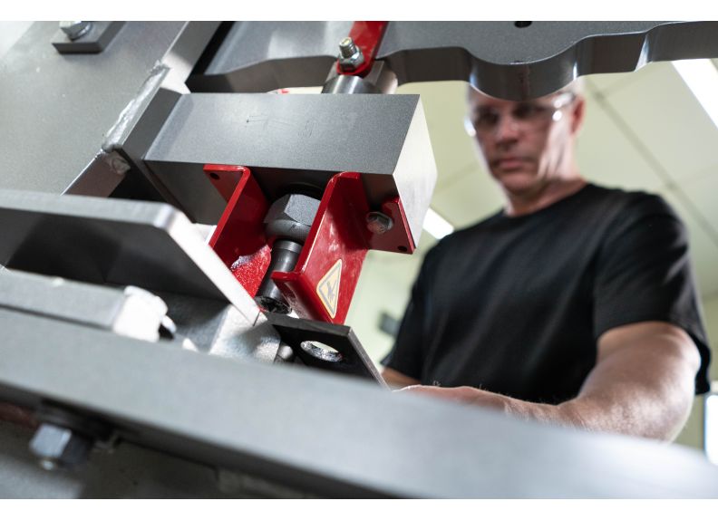 Punch Assembly for 45-Ton Ironworker | JET | JET Tools