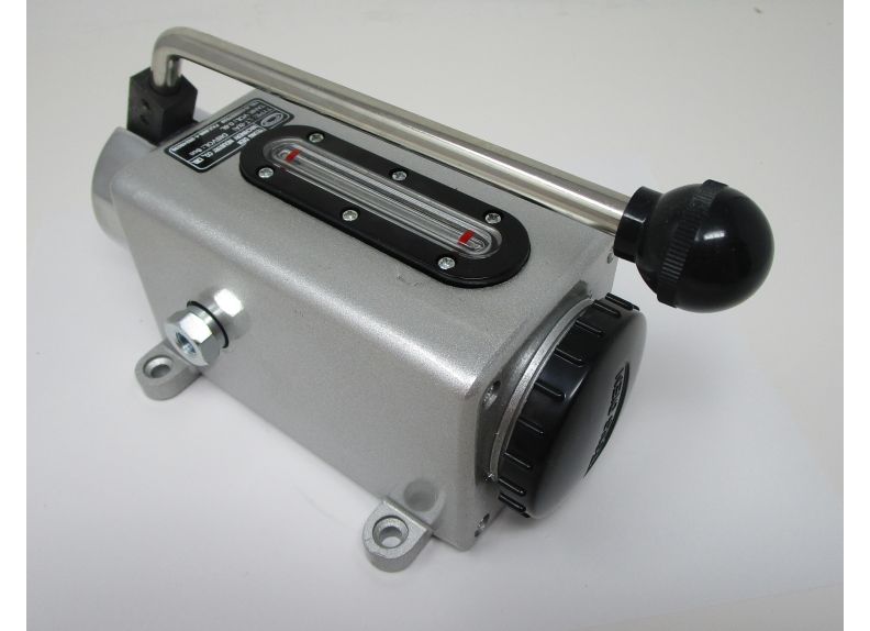 Hand Oiler Assembly | LT-8-A